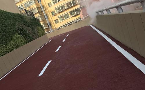 巴音郭楞彩色路面